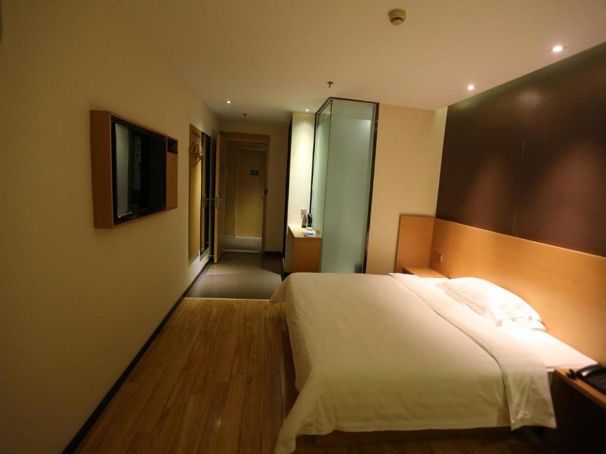 7Days Inn Yunfu Luoding Central Exterior foto